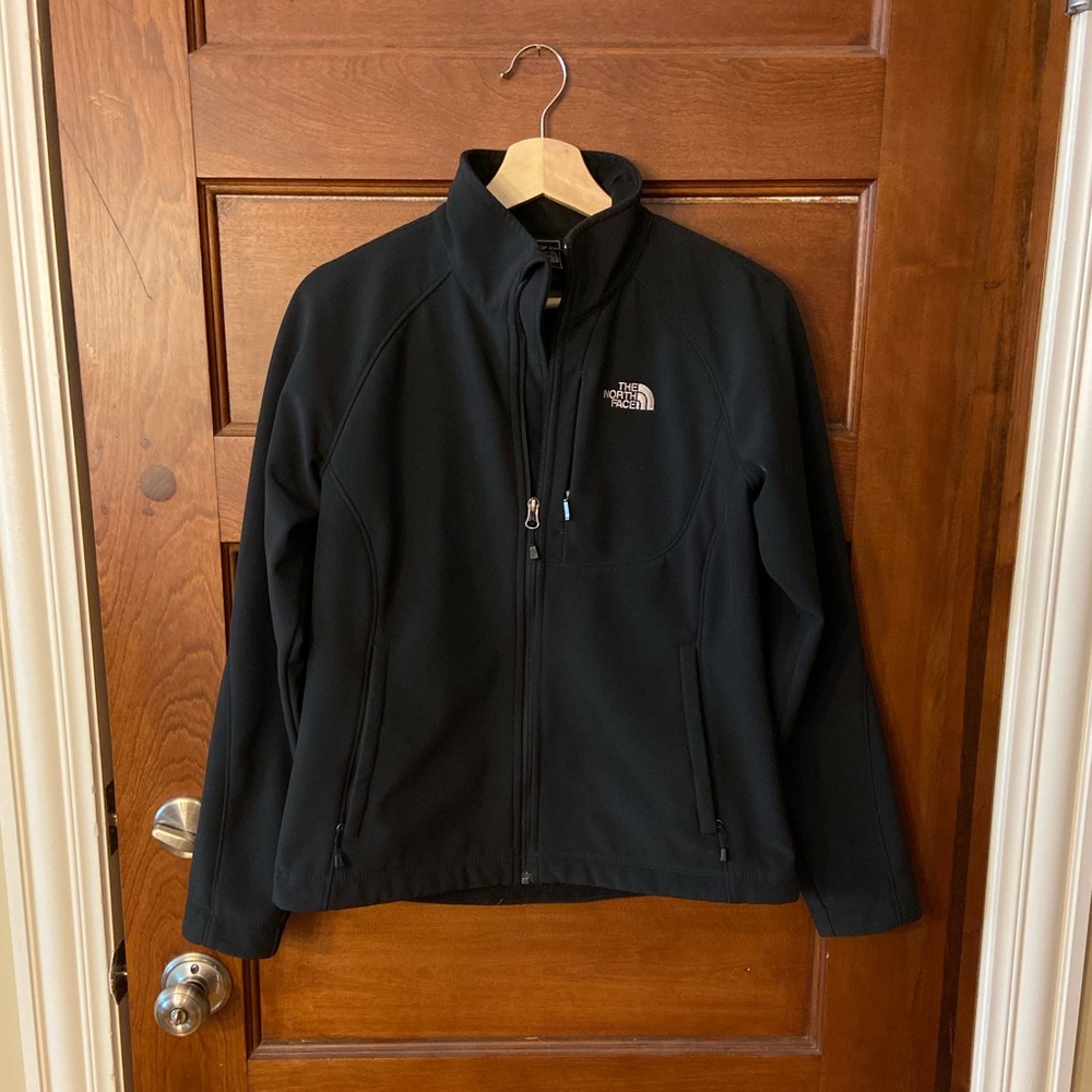 *SOLD* on FB Marketplace: North Face Thick Jacket